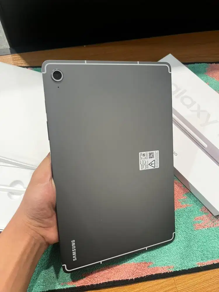 Samsung tab s10 fe 5G 8/128