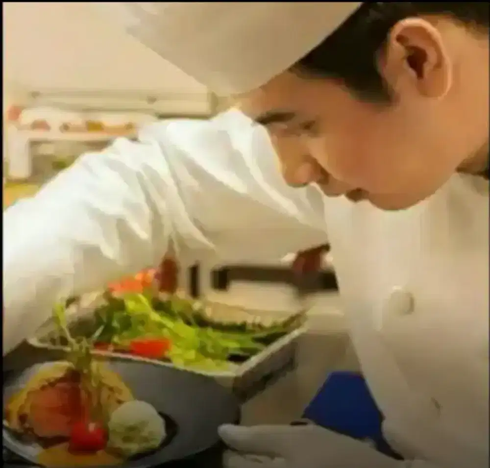 KOKI/CHEF MENCARI KERJA DI CAFE atw RESTO BARU YG MAU BUKA