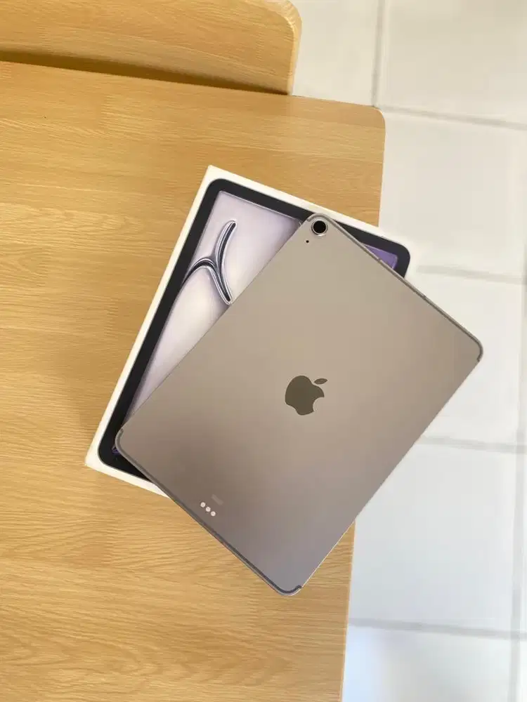 iPad Air 7 M3 11inch 256gb Wifi+Celluler Resmi Indonesia
