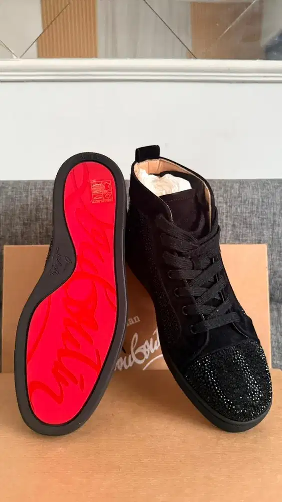 FOR SALE! Shoes Christian Louboutin