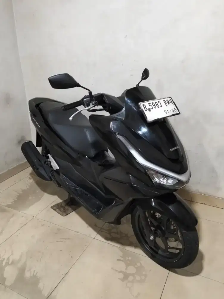 Di jual honda PCX 160 tahun 2024