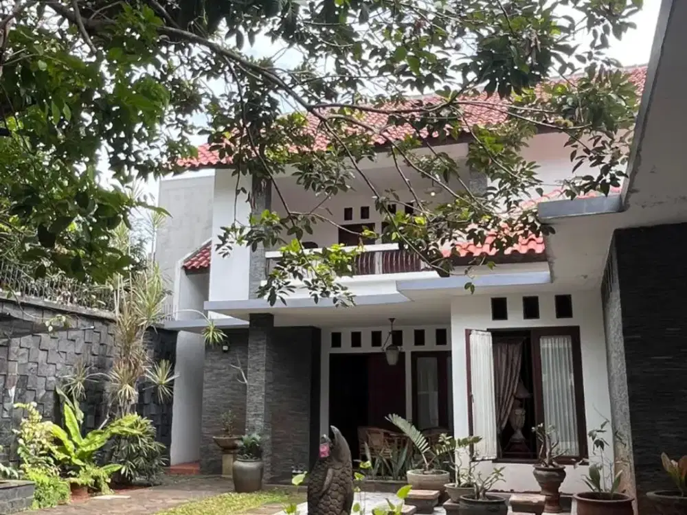 Dijual rumah asri siap huni strategis bintaro tangerang selatan shm