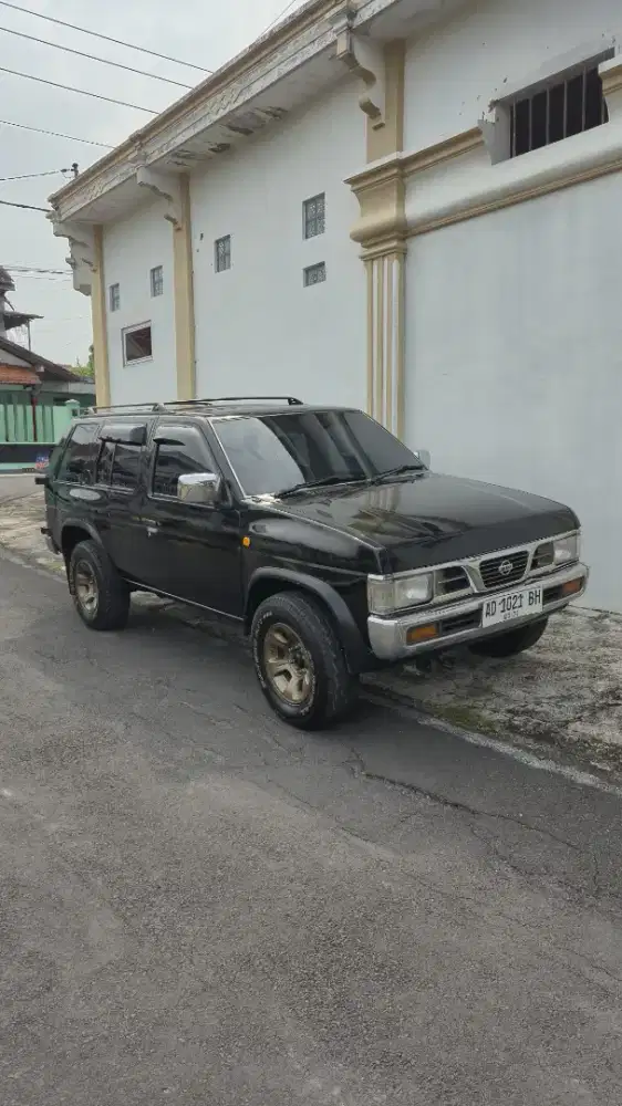 Nissan TERANO 2000