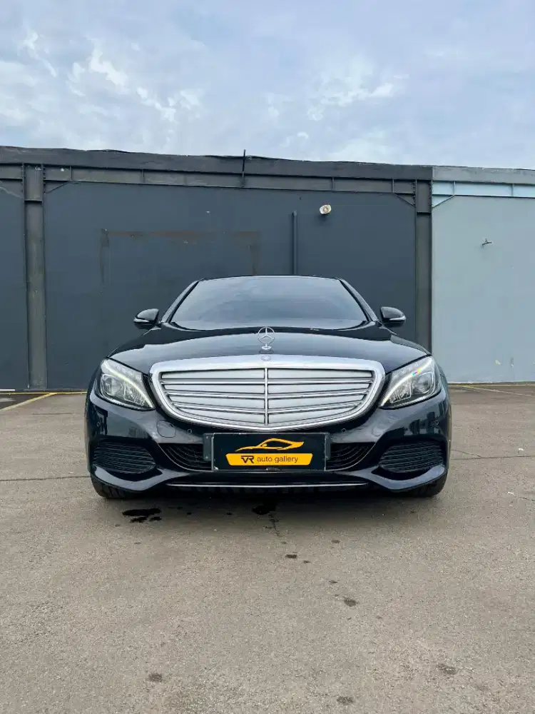 Mercedes Benz C250 executive 2015