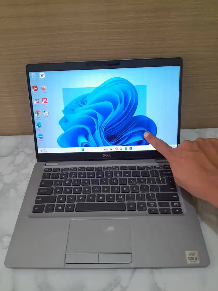 Dell 5310 Touchscreen, Core i5 gen10, Ram 8GB, SSD 256GB, Layar 13,3in