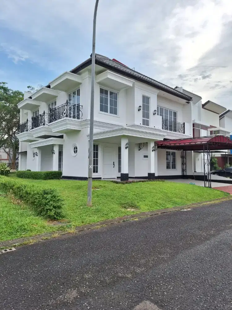 Rumah Hook Badan American Classic Design The Icon Cosmo BSD