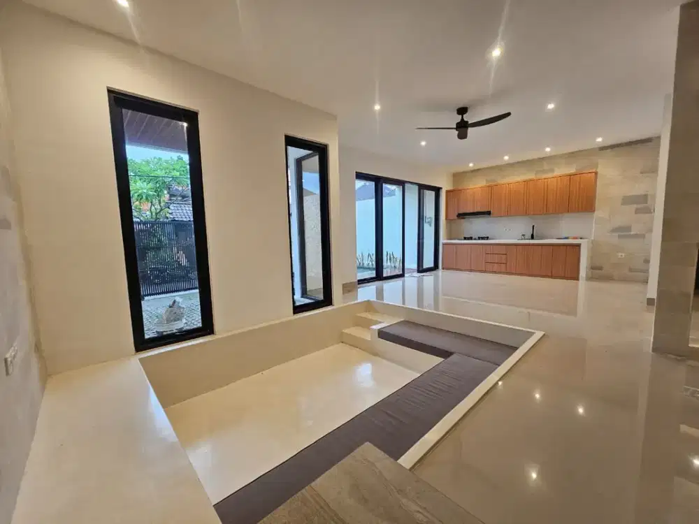 Freehold Villa Siap Huni di Kawasan Premium - Area Favorit Ekspatriat Bali dengan Akses Jalan 6 Meter
