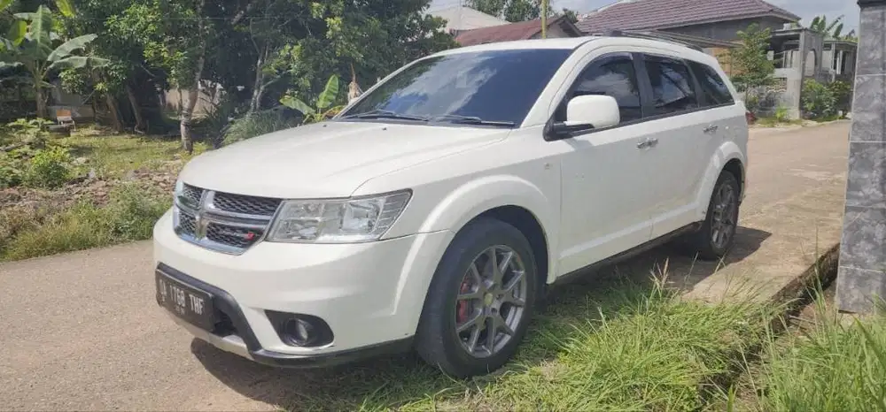 Dijual Mobil Keluarga Dodge SXT-Journey