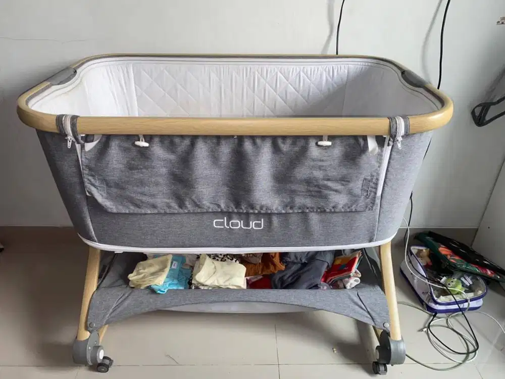 For Sale Babyelle Cloud Baby Box Deluxe 3in1 BE 909 Free Domi Mattres