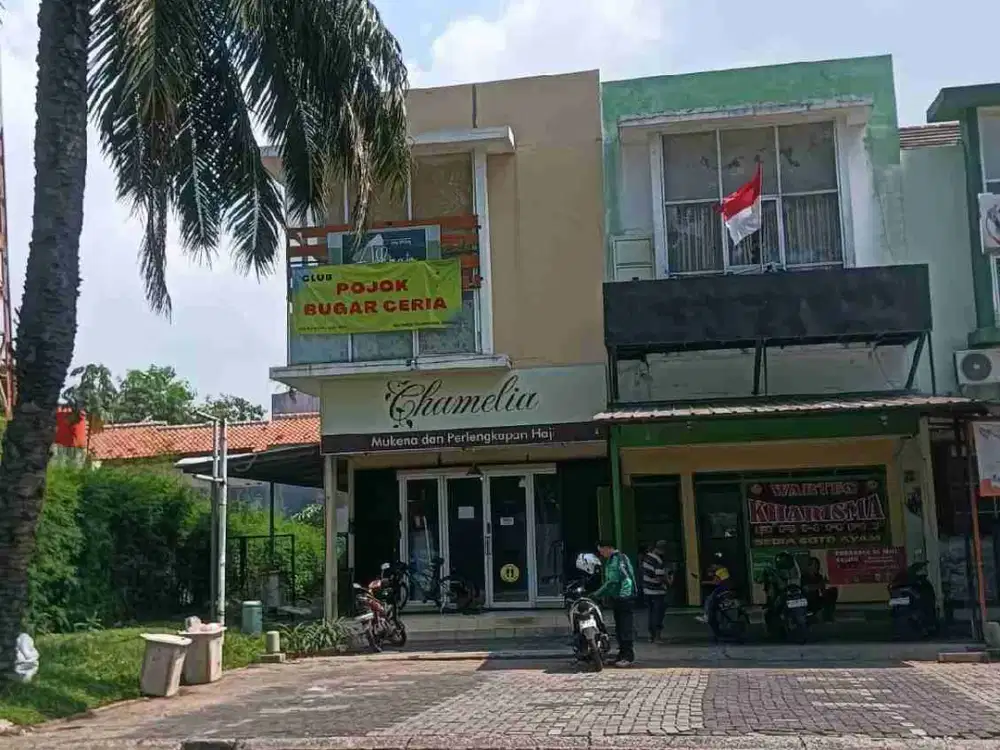 Turun harga, di jual cepat , murah, ruko siap untuk usaha /kantor , Hoek. Citragran, Cibubur