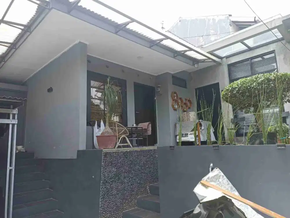 Rumah Adem Terawat di Bukit Ligar Cigadung Bandung