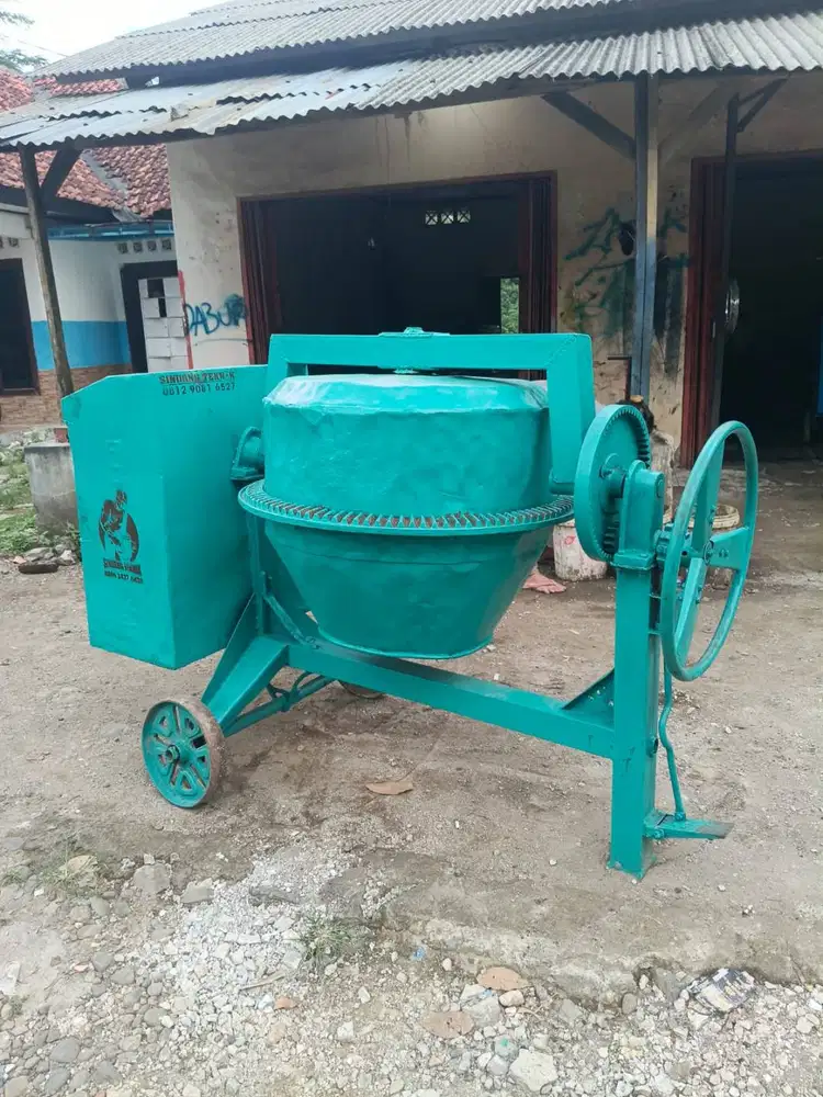 Jual Mesin Molen Beton Iron Globe Kondisi Mulus Siap Pakai
