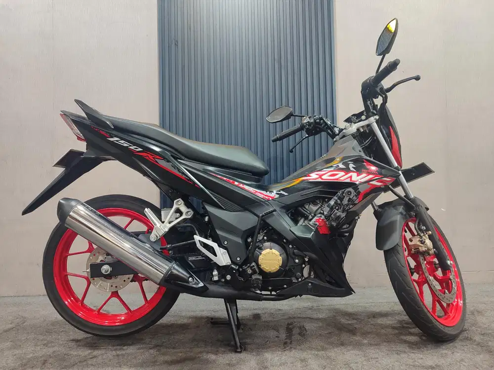 Sonic 150R 2023 istimewa mulus terawat siap pakai...