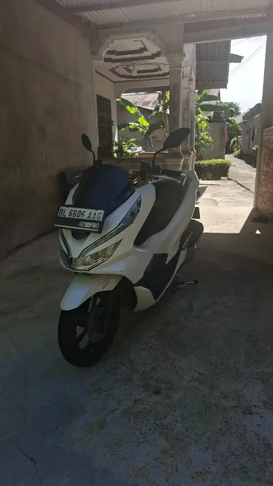 Dijual motor Pcx plat&pajak masih panjang yang minat silahkah gas