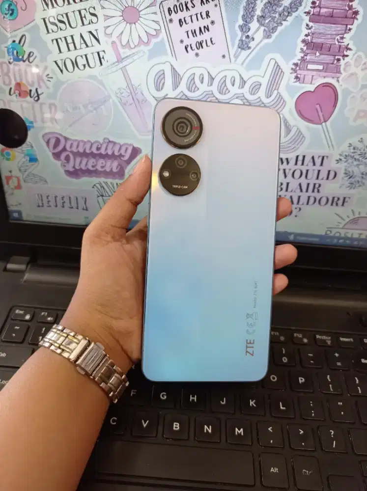 Zte Blade V40S Ram 6+5/128 -Second