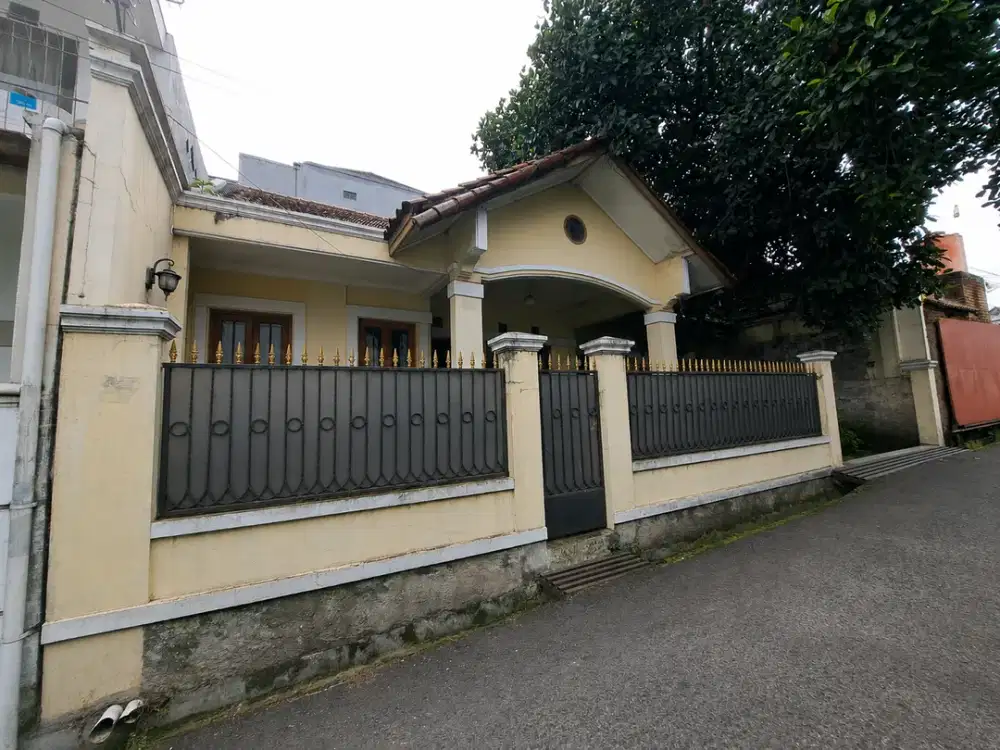 Rumah Asri di Kolonel Masturi, Citereup - Cimahi Utara, Bandung