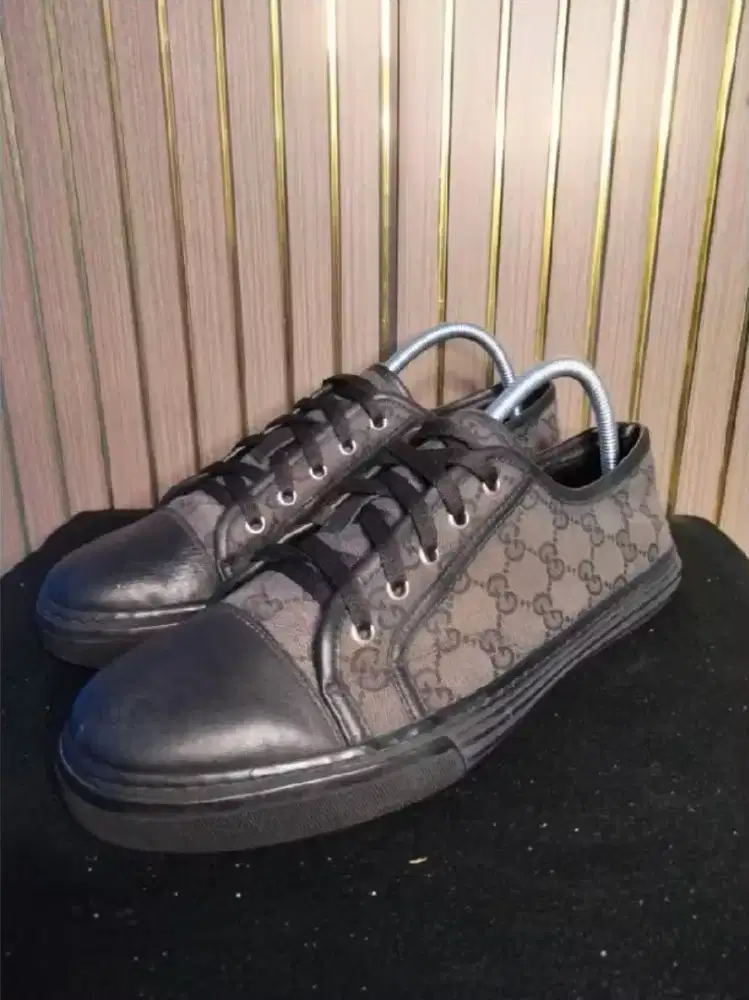 Gucci sepatu laki²