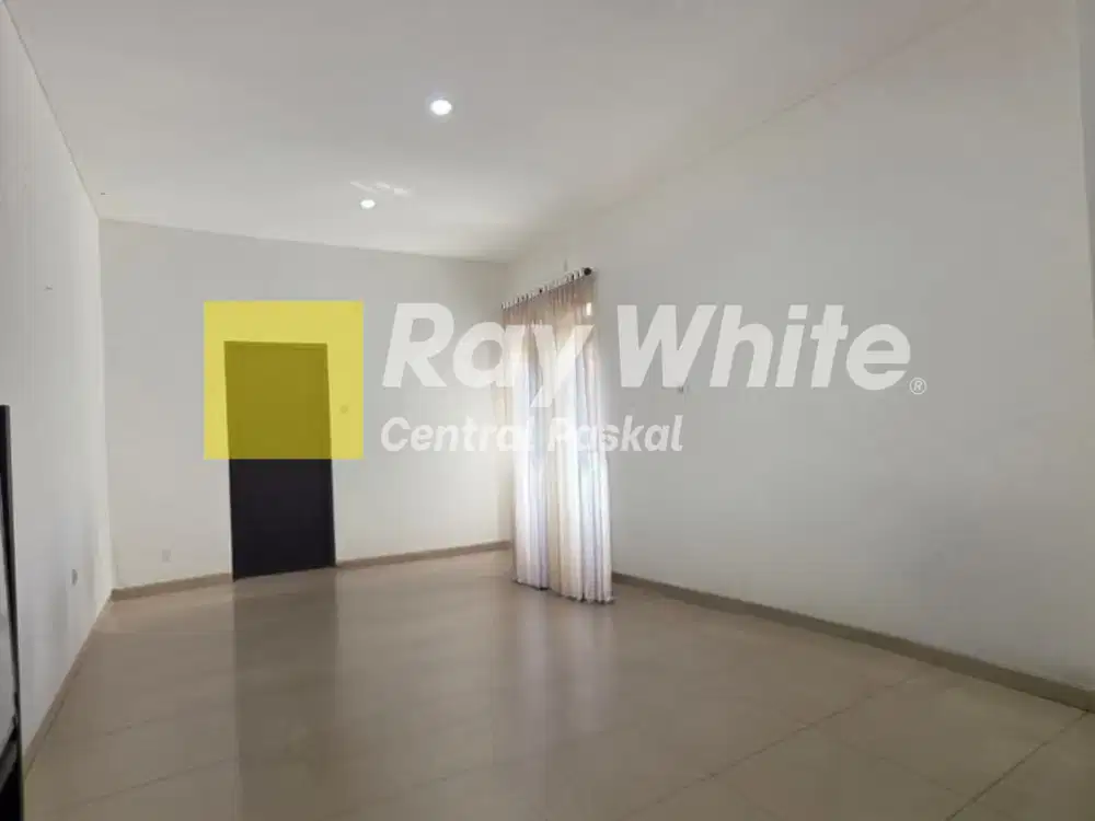 Rumah 2 Lantai di Area Batununggal Bandung