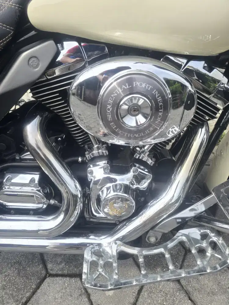 Harley Davidson electra glide tahun 2003