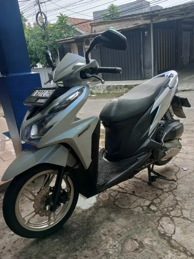 Vario 125 KZR techno CBS ISS 2014 fi