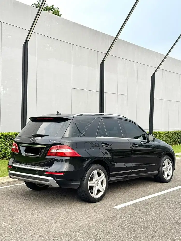 BERKUALITAS! Mercedes Benz ML400 AMG A/T 2015