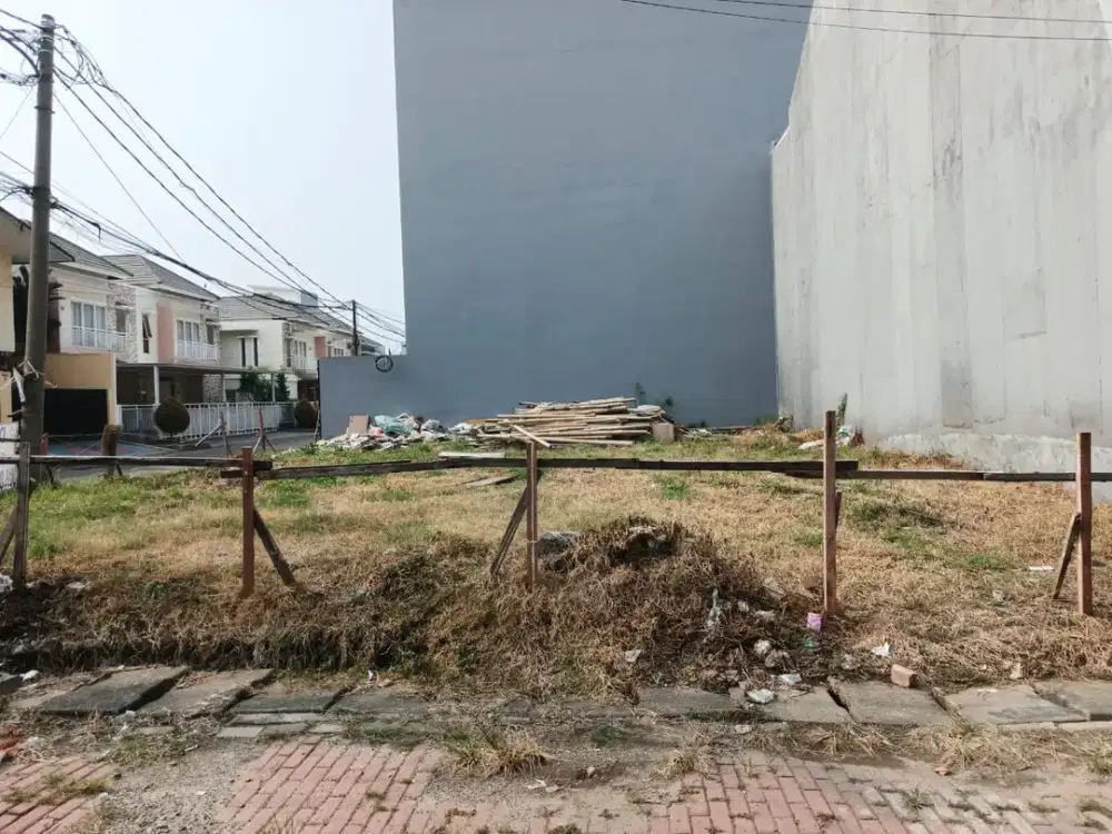Dijual Tanah/Kavling Taman Surya 5