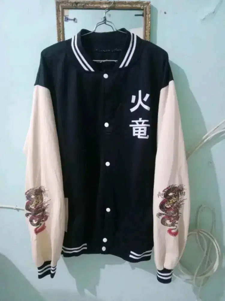 Jaket switer gambar naga