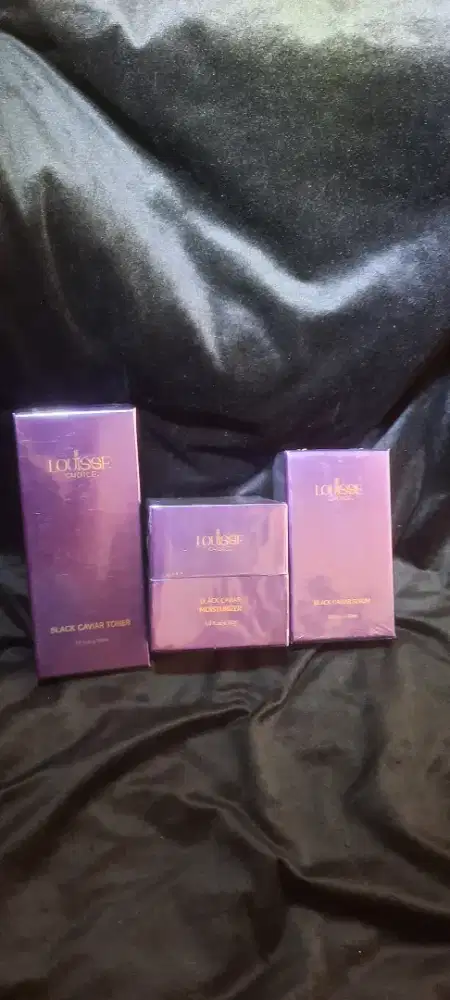 Skincare Louisse choice Black Caviar Moisturizer  serum dan toner