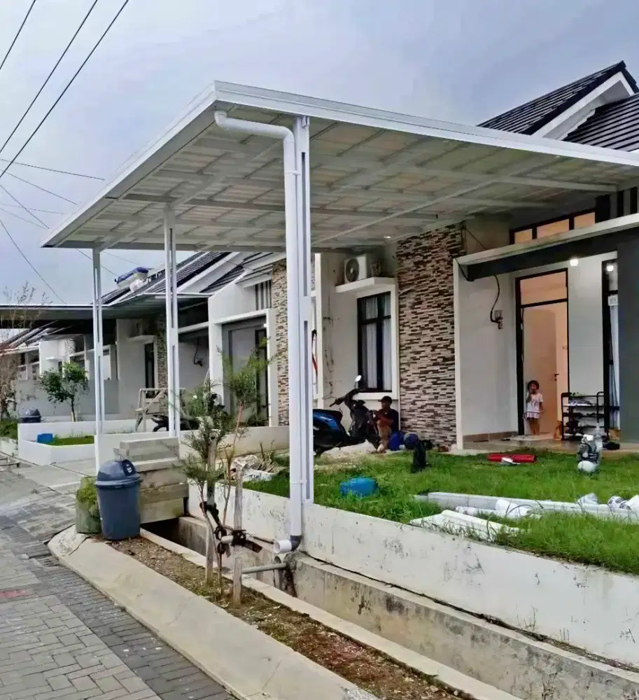 Pasang kanopi baja ringan