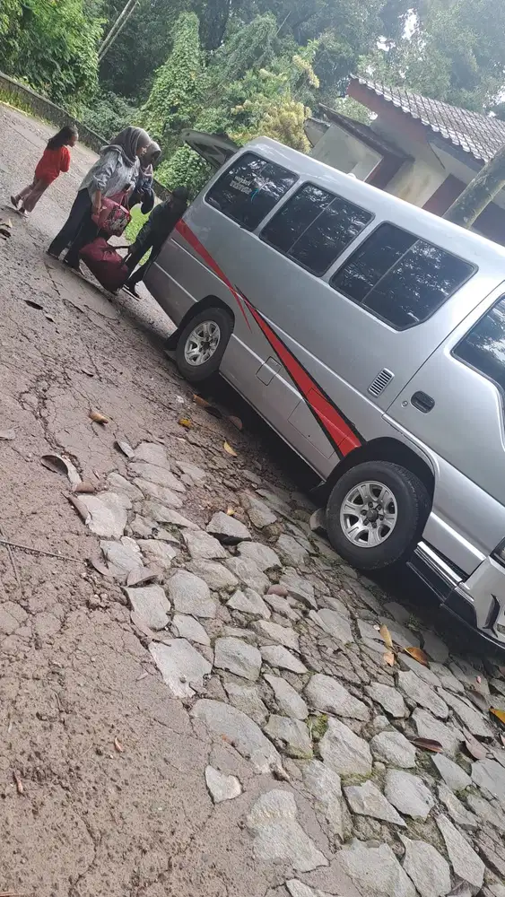 Isuzu Elf Minibus 2015 Diesel
