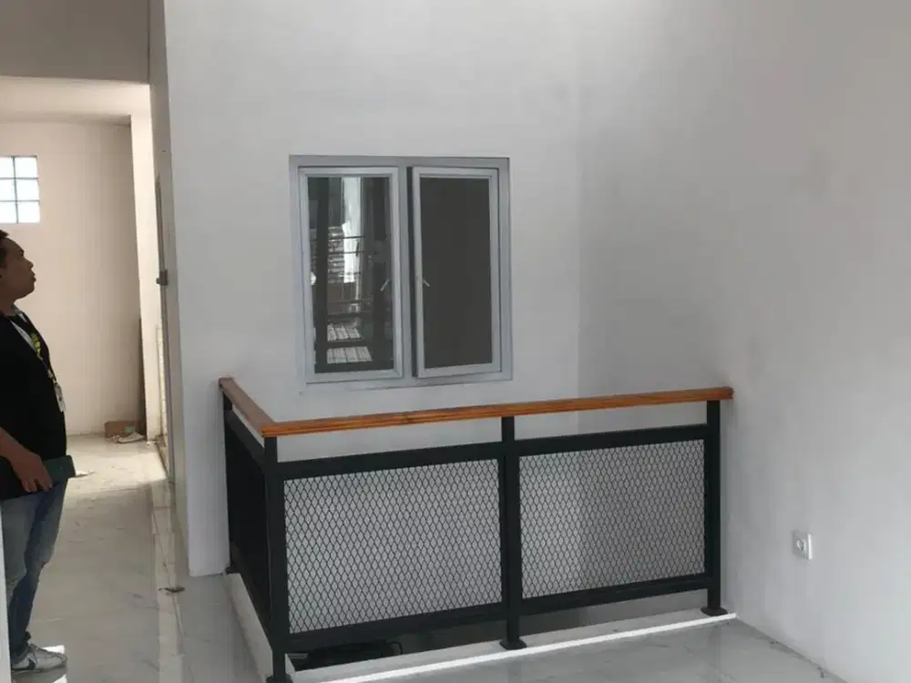 Dijual Rumah 2 Lantai CLUSTER SINERGI STRATEGIS di Antapani JARANG ADA
