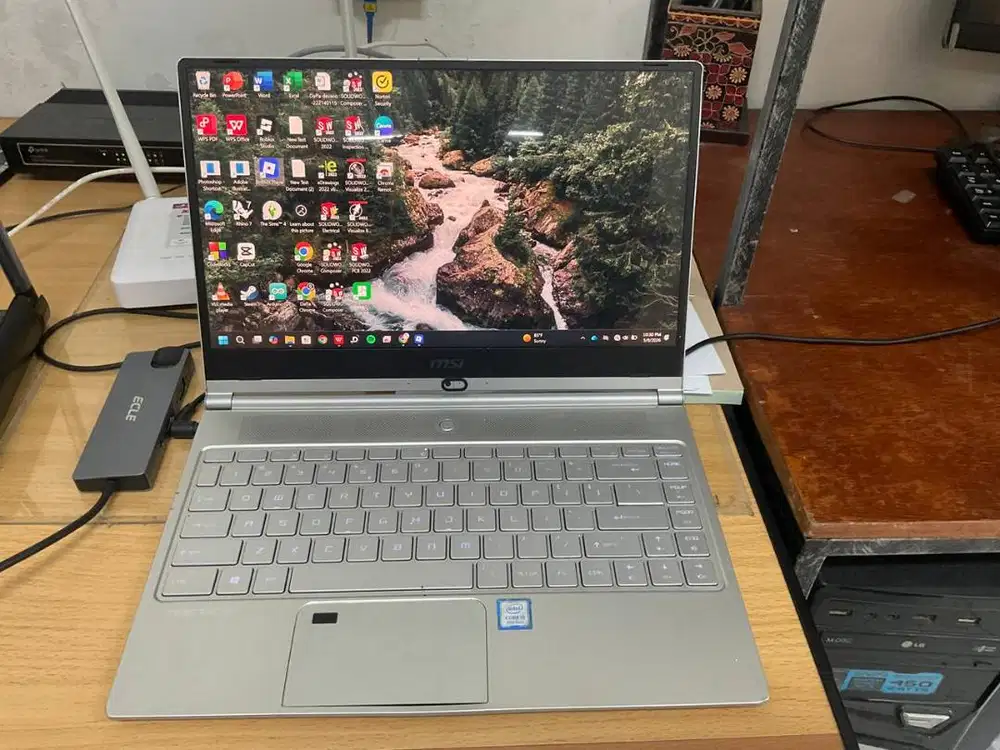 Jual Laptop MSI Prestige PS42 Silver - Core i5 Gen 8 / RAM 8GB