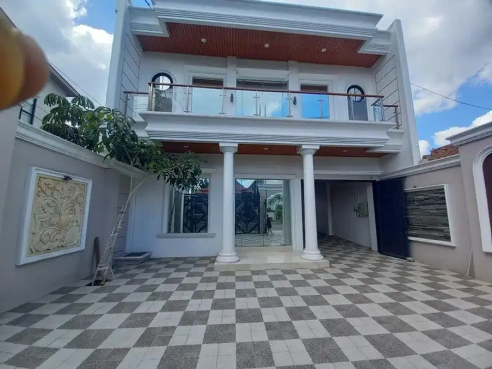 Disewakan Ruang Usaha / Ruko Strategis di Jalan Gedongkuning Cocok Untuk Klinik & Kantor, Banguntapan, Bantul