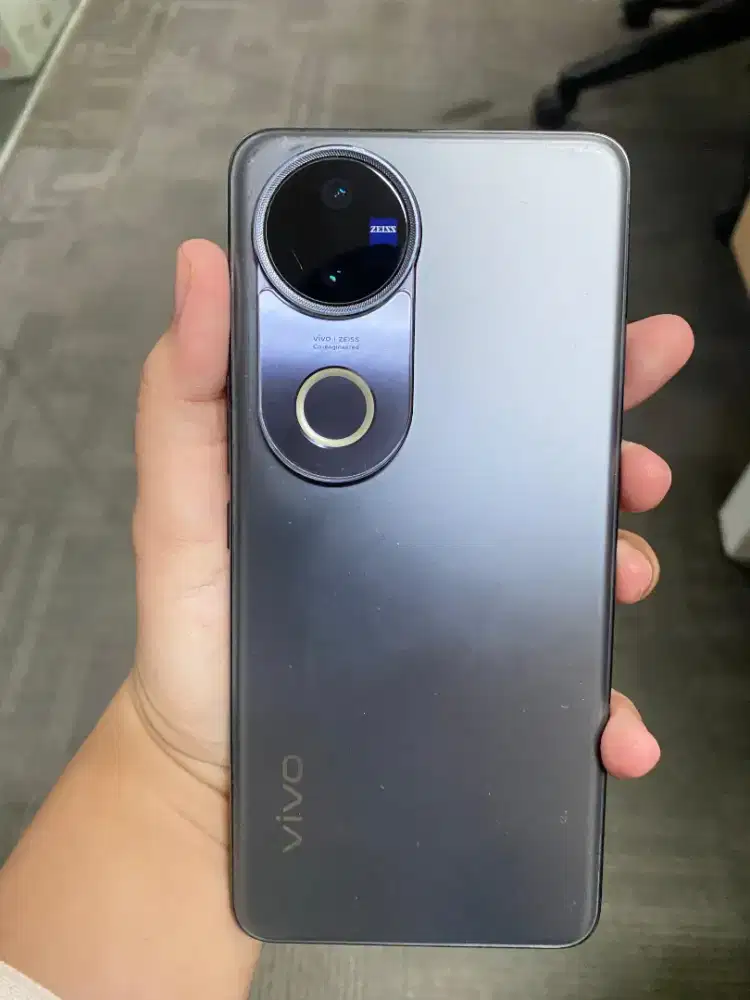 Vivo V50 12/256 GB