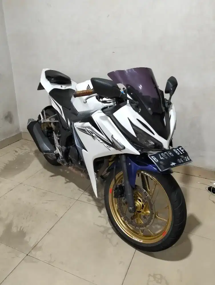 Honda CBR 150 2016