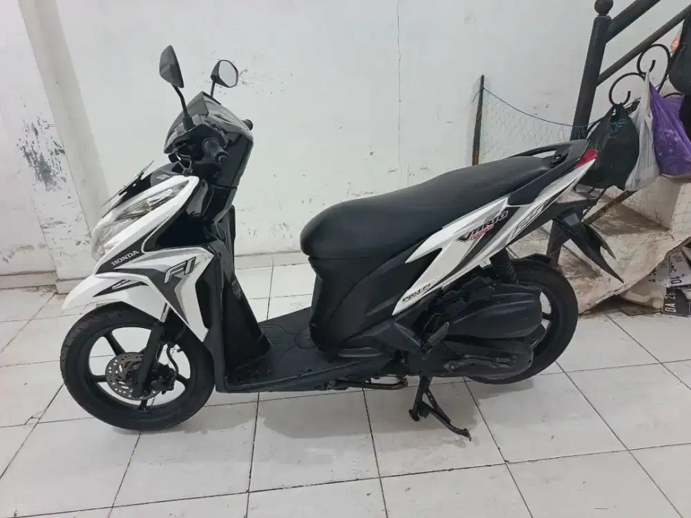 Jual beli vario 125 th2012 samping kompelik Andika hairi motor bjm