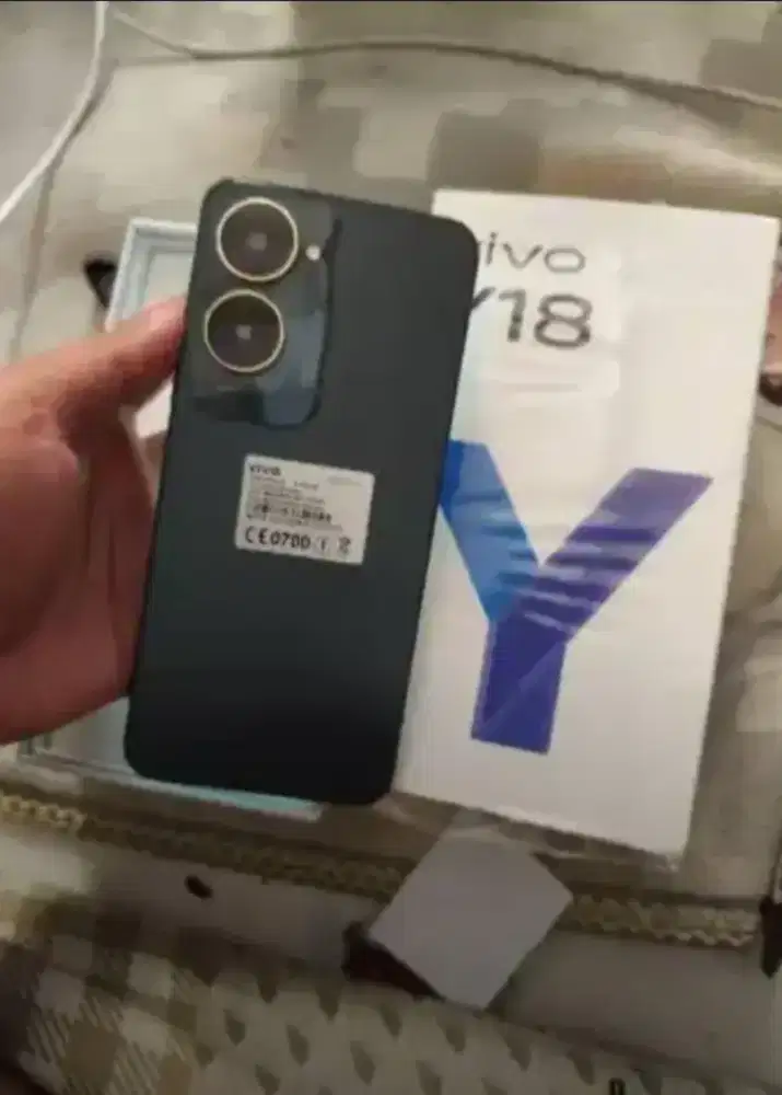 Dijual hp vivo y18