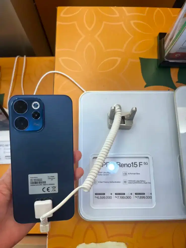 Oppo Reno 15F 5G bisa kredit promo tanpa DP