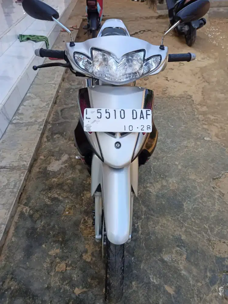Suzuki Shogun 125 tahun 2006