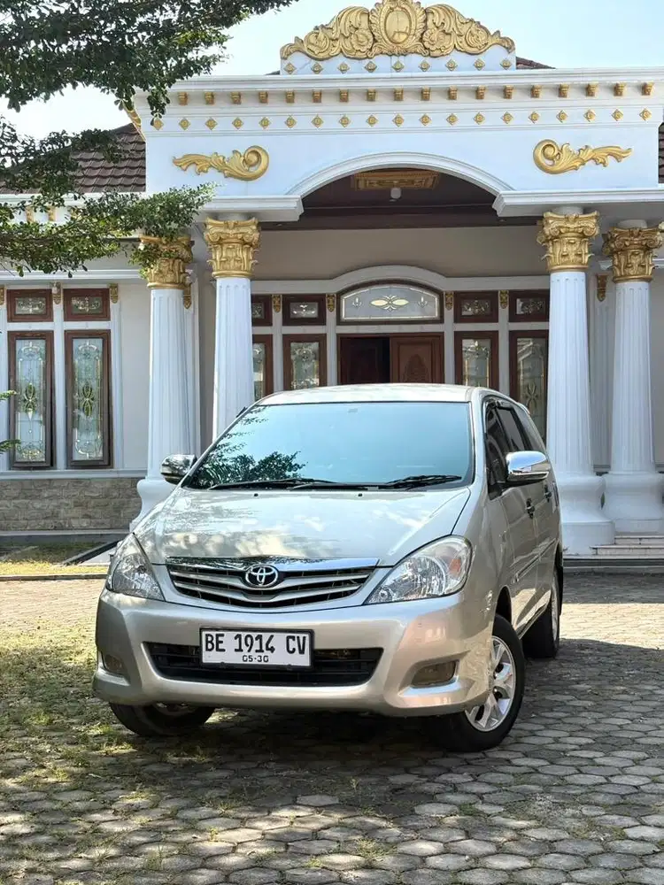 inova g luxury MT 2010
