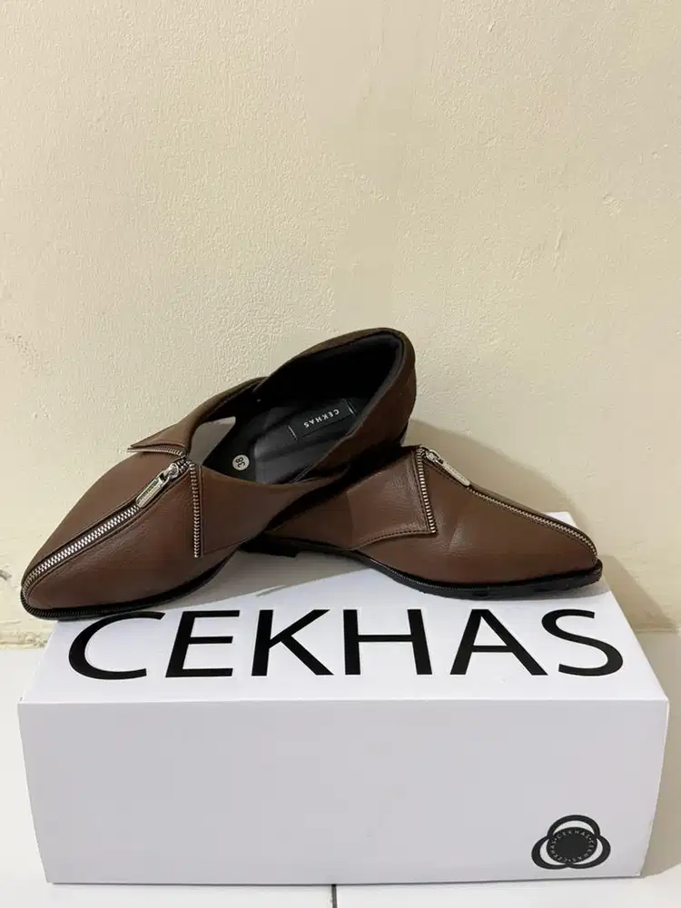 Sepatu Wanita Chekas Size 38
