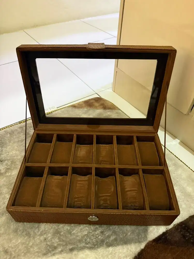 Box Jam Tangan Croco