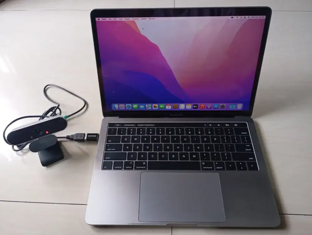 macbook pro 2016 touchbar core i5 ram8gb ssd256gb 13inch retina cc323