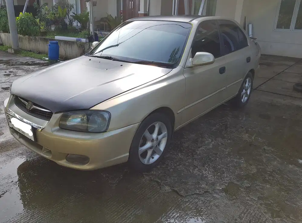 Hyundai Accent Verna Lengkap