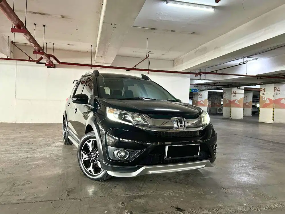 BRV Prestige 2016 odometer 50 ribuan km tangan 1 dari baru