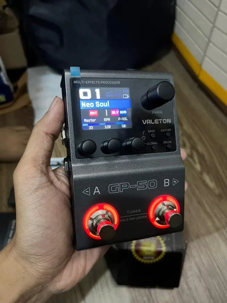 Efek gitar multi effects valeton gp 50 gp50