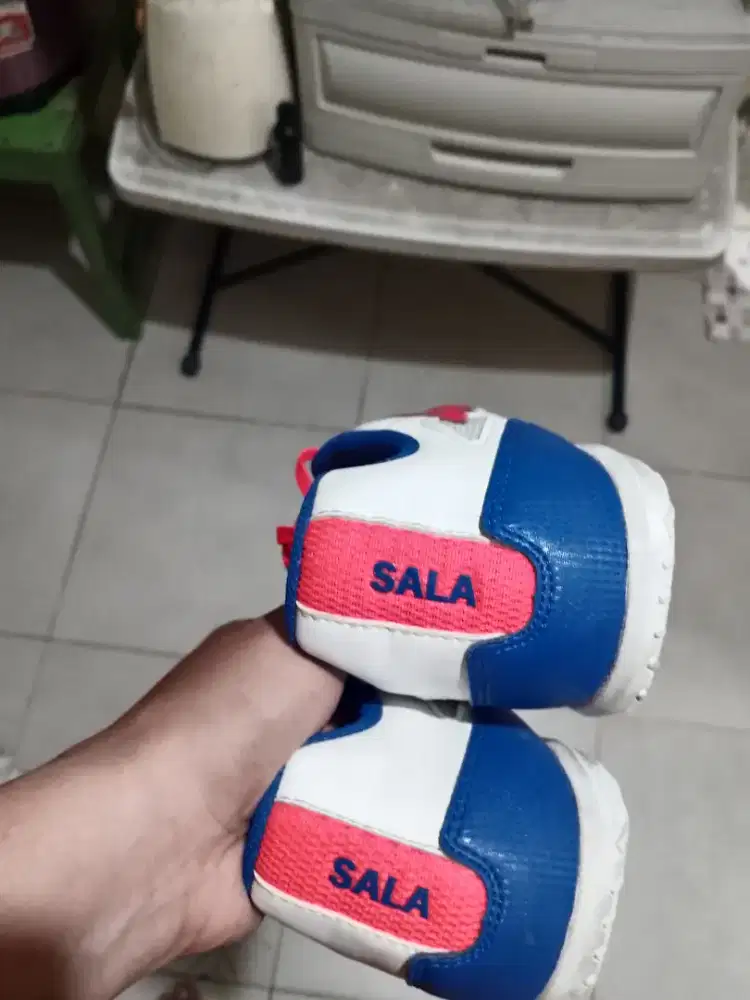 Adidas sala ori