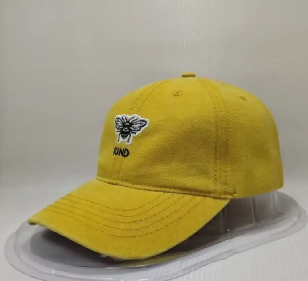 Topi be kind kuning