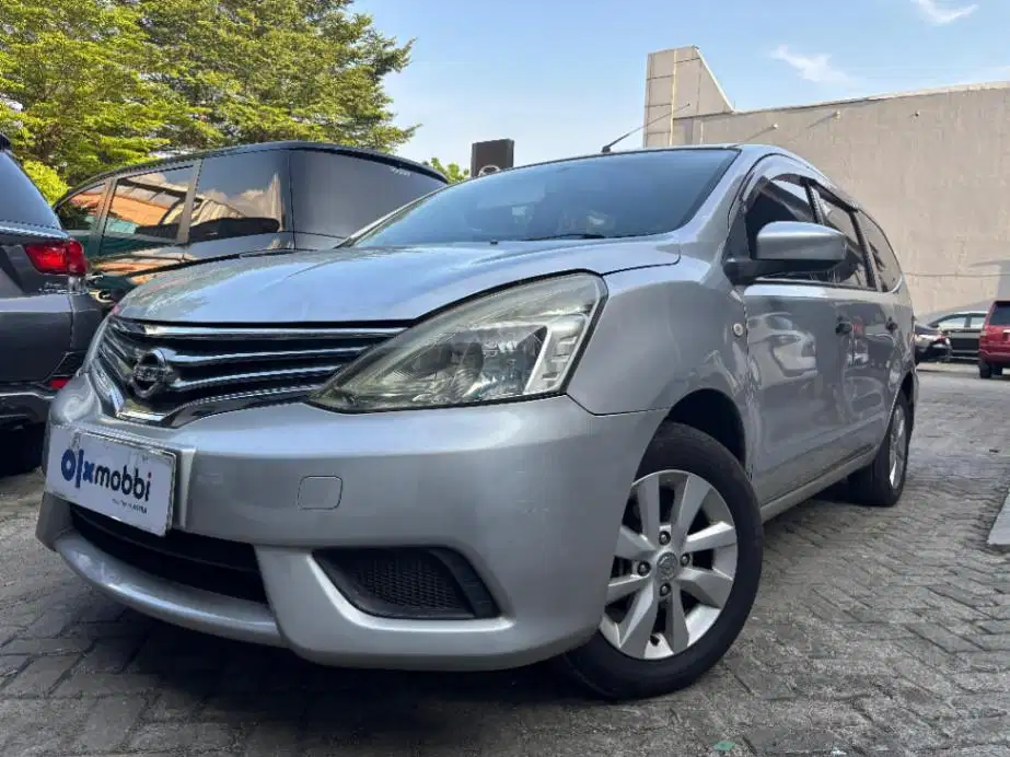 DP Murah Nissan Grand livina  1.5 SV Bensin-AT 2013