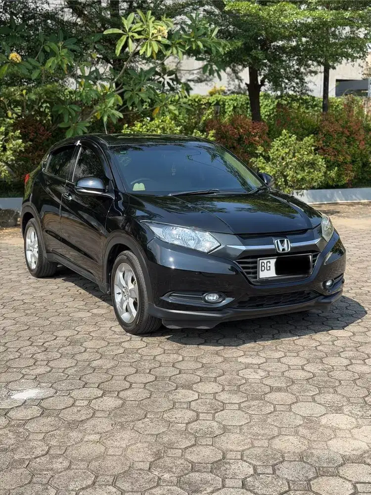 (Kondisi Menawan) Hrv E CVT 2015
